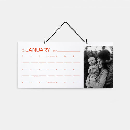 https://media.artifactuprising.com/media/livepreview/modern-wall-calendar-bold.jpg